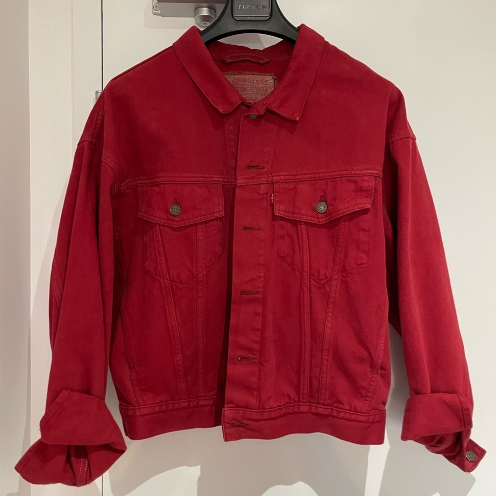Levi’s oversized trucket denim jacket